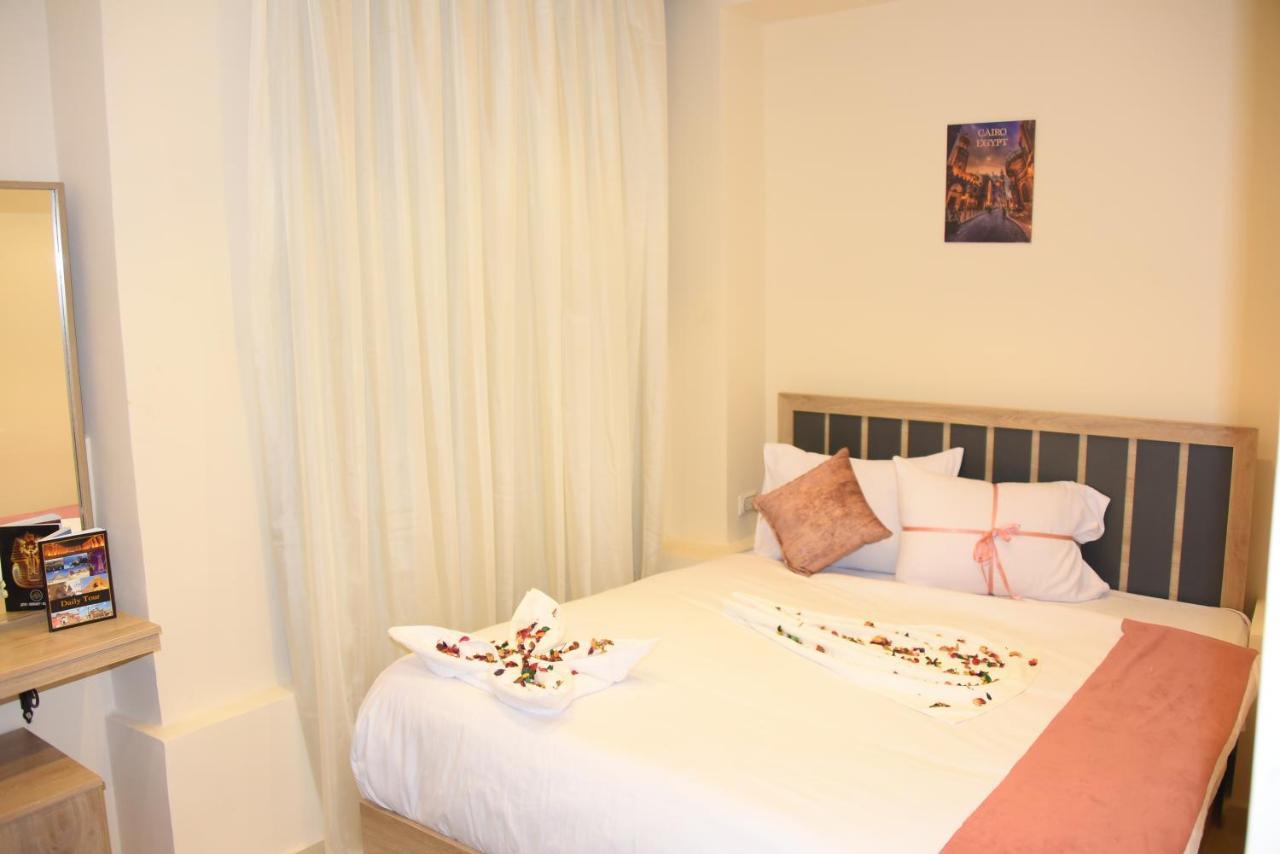 Locanda Pyramids Hotel Kafrat al Jabal ภายนอก รูปภาพ